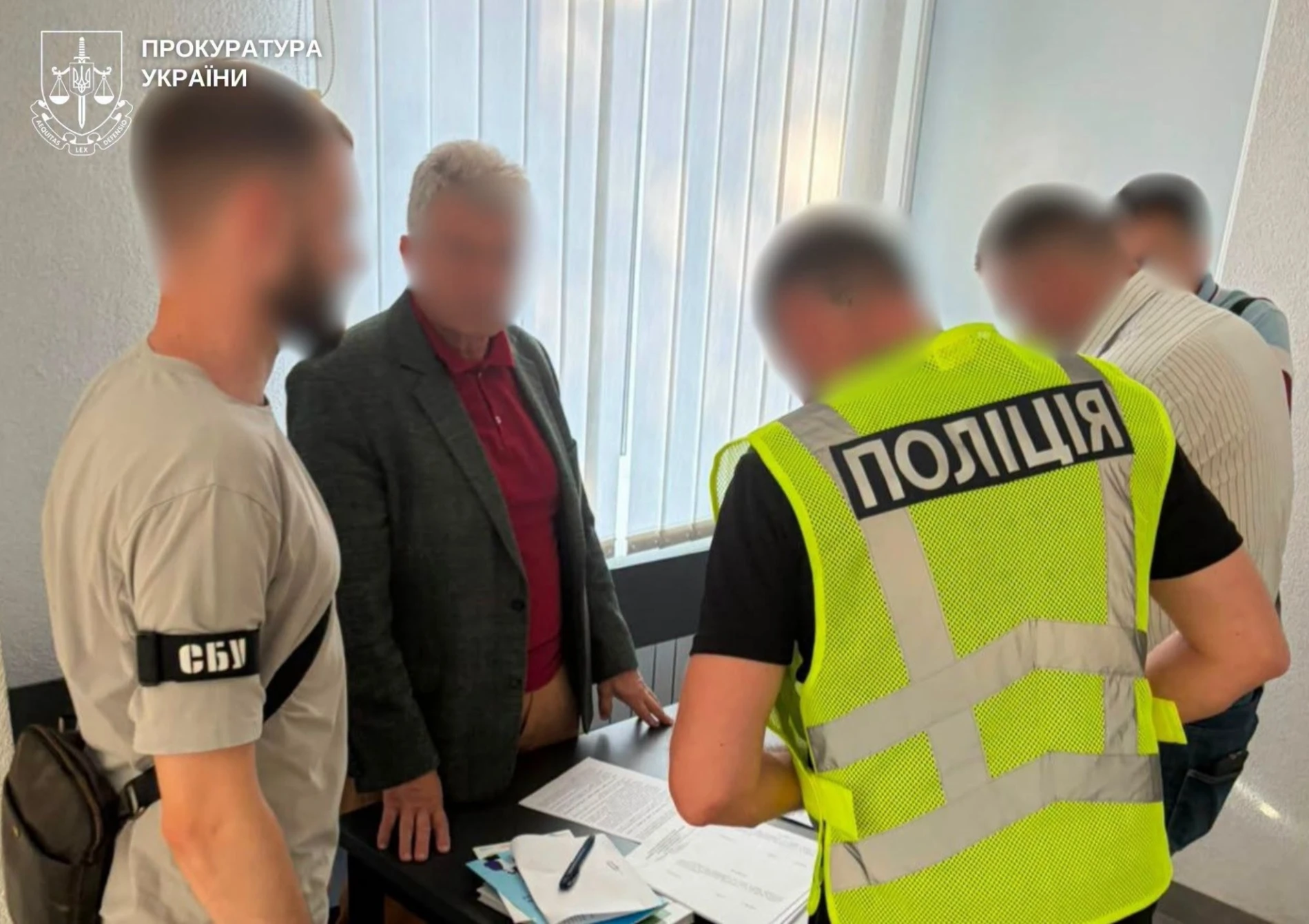 Продавав фіктивну інвалідность: на Житомирщині судитимуть головного лікаря за хабар