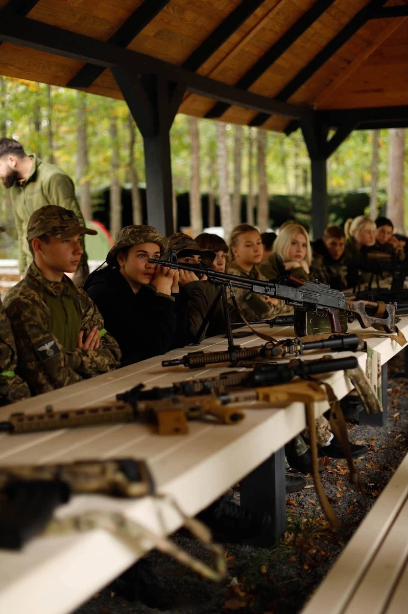 60 учасників, три дні випробувань і нові навички: на Звягельщині завершився вишкіл «ДОБРОВОЛЕЦЬ»