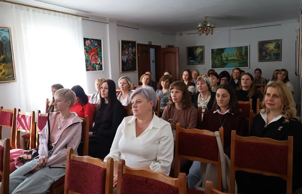 Про силу слова, людей і війну: як у Звягелі зустрічалися з Тамарою Горіха Зерня