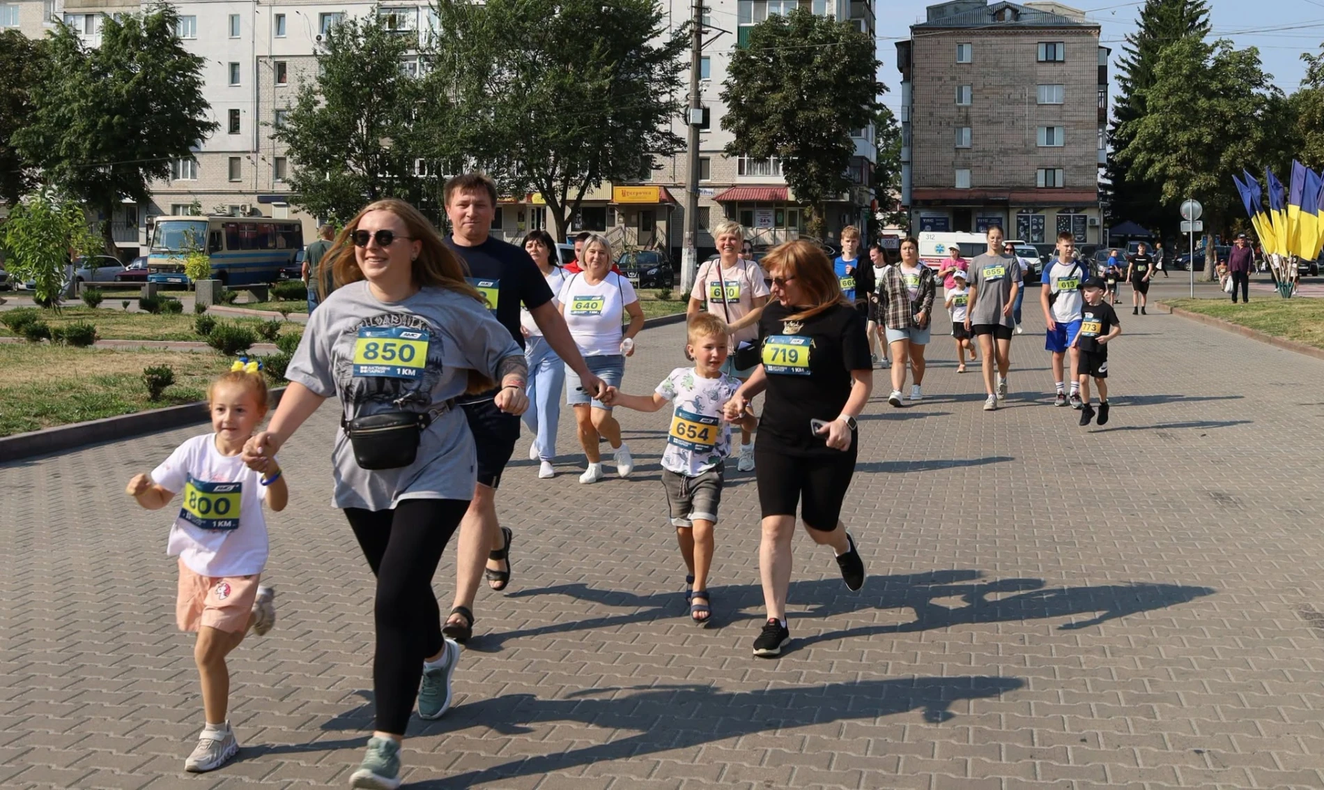 Більше 750 бігунів на старті: у Звягелі відбувся великий забіг