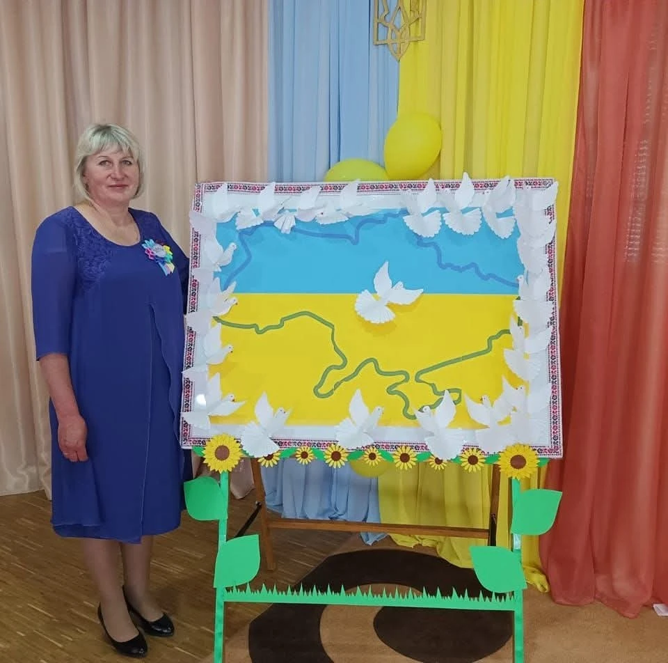 «Що б не сталося, у дитячому садочку ти маєш усміхатися, бо діти чекають від тебе позитиву»