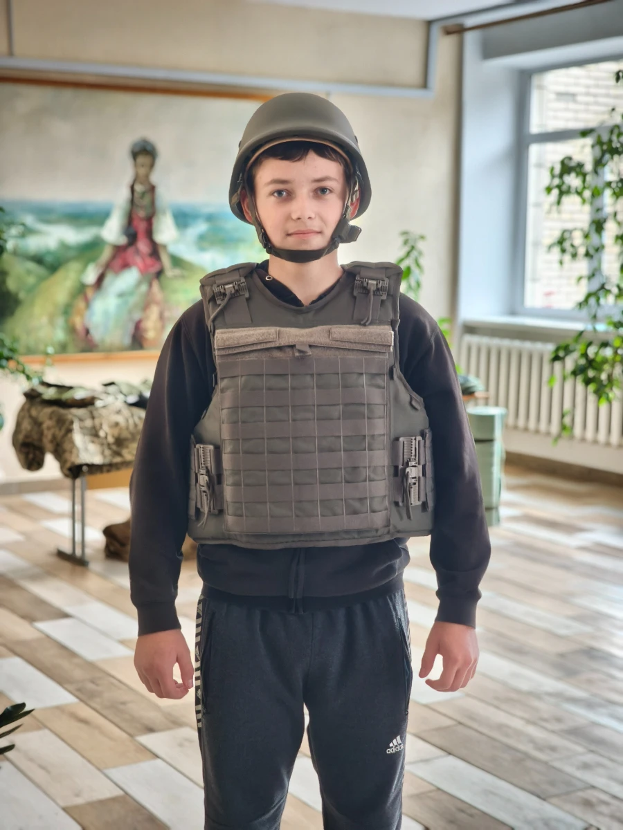Дрони та такмед: як військові тренували школярів у Звягелі