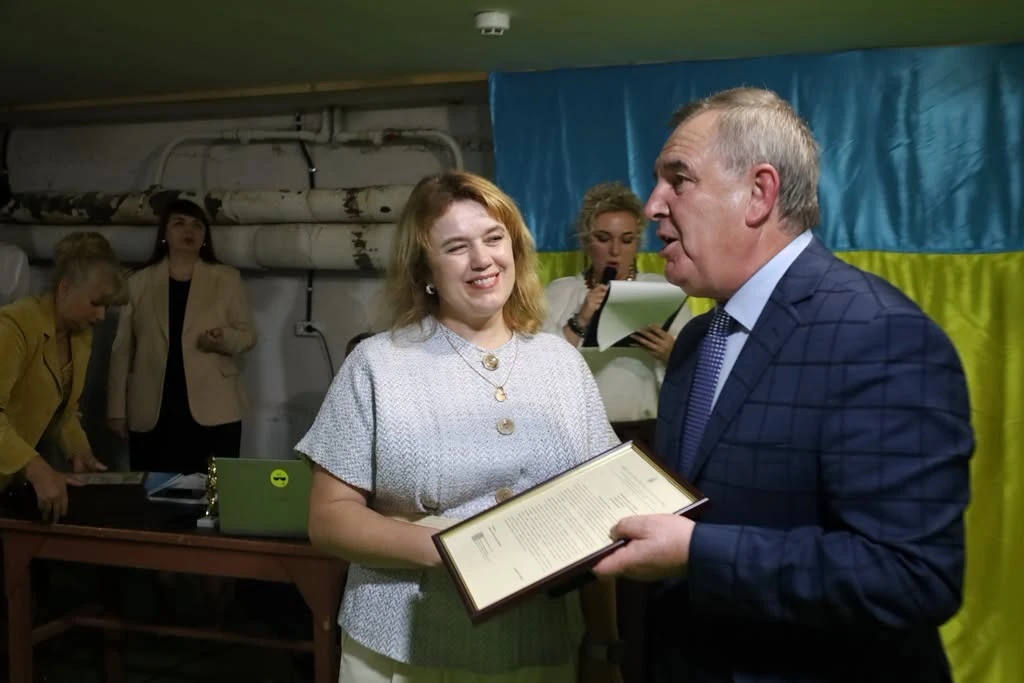 Звягель відзначив День працівників освіти: хто отримав статуетку 