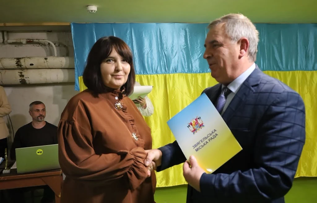 Звягель відзначив День працівників освіти: хто отримав статуетку 