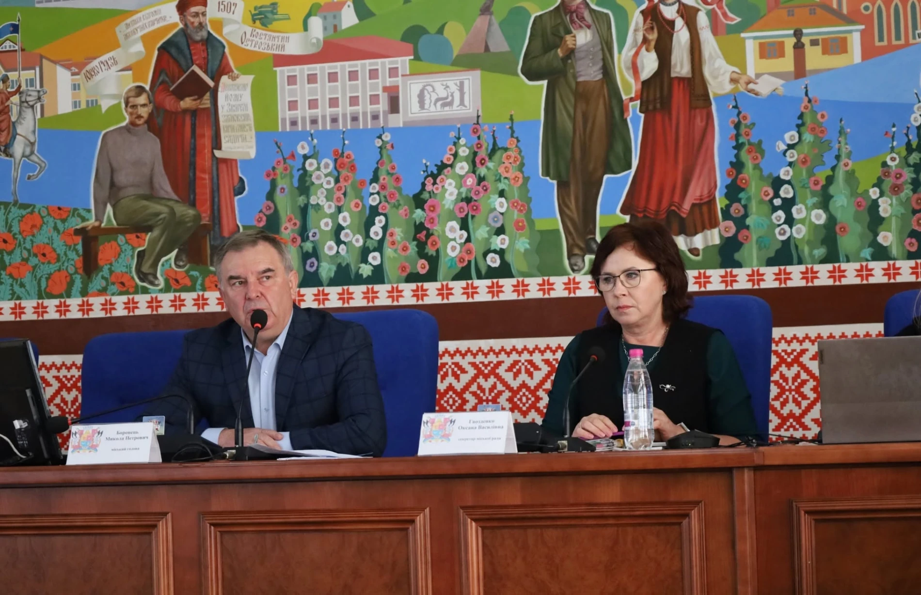 У Звягелі відбулася позачергова сесія міської ради: які рішення ухвалили