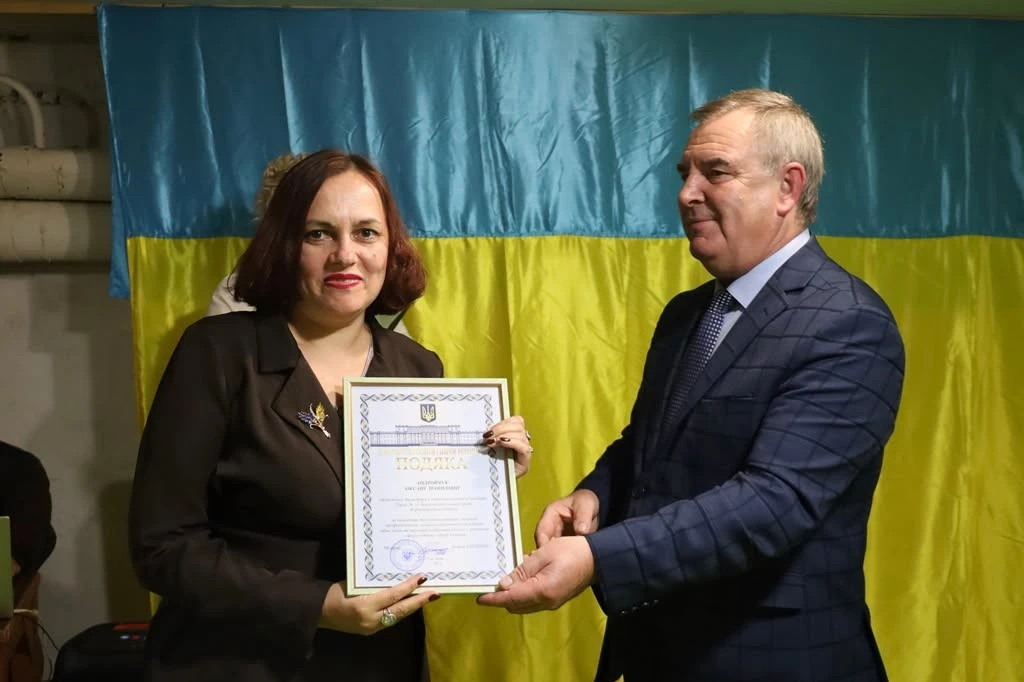 Звягель відзначив День працівників освіти: хто отримав статуетку 