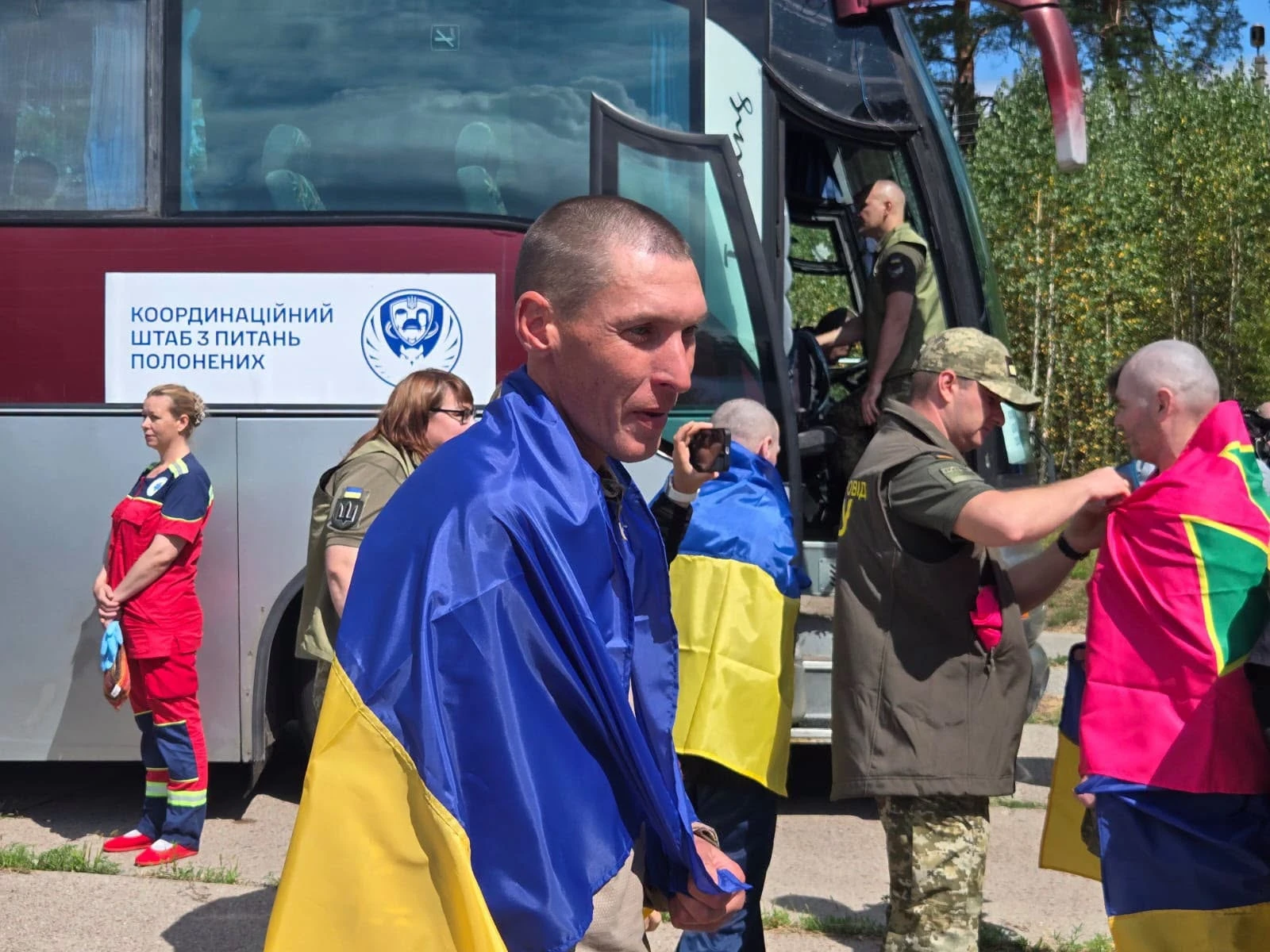 Додому з неволі: із російського полону звільнили вісьмох мешканців Житомирщини