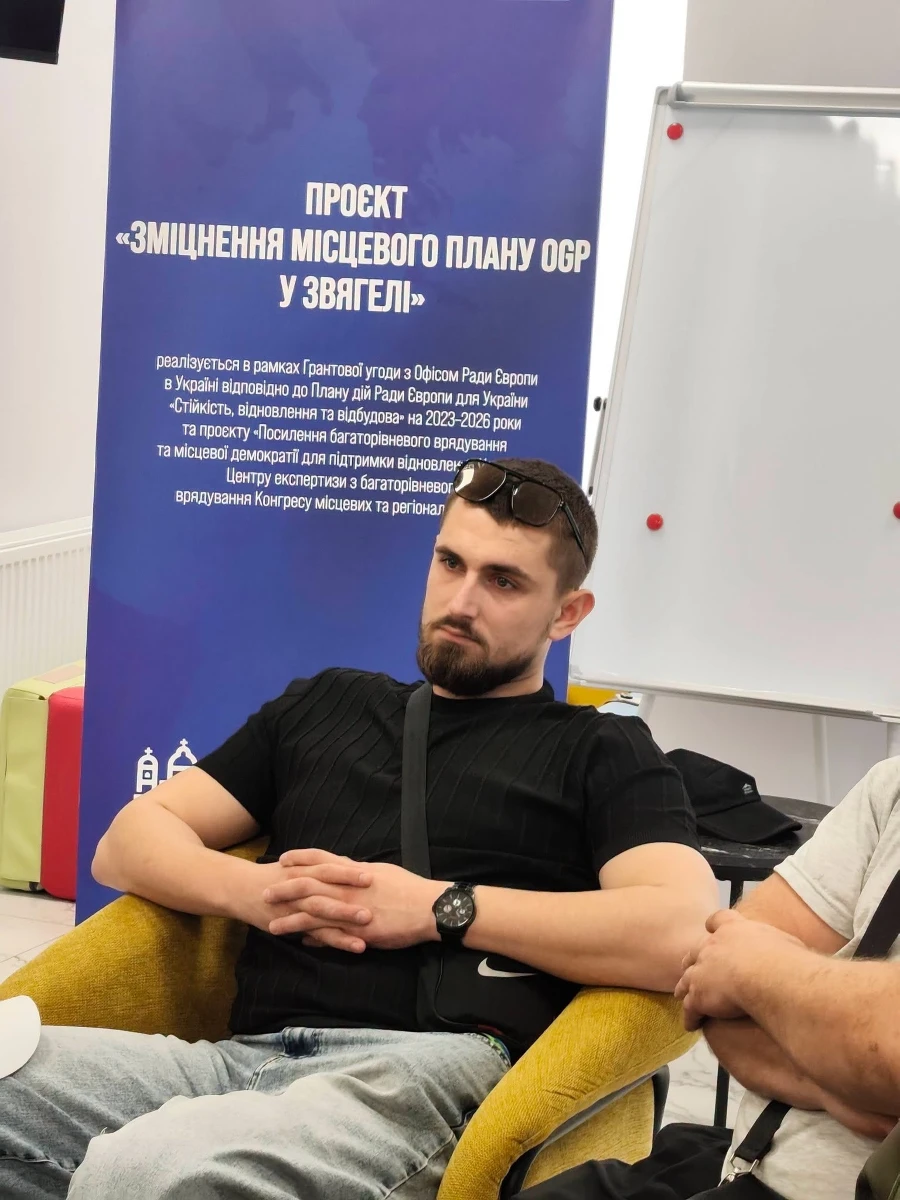 У Ветеранському просторі Звягеля відбулася зустріч кандидатів до Ради ветеранів