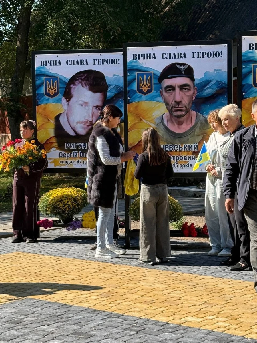 Сім життів: у селі Кам'яний Майдан з'явилася Алея пам'яті на честь полеглих Захисників