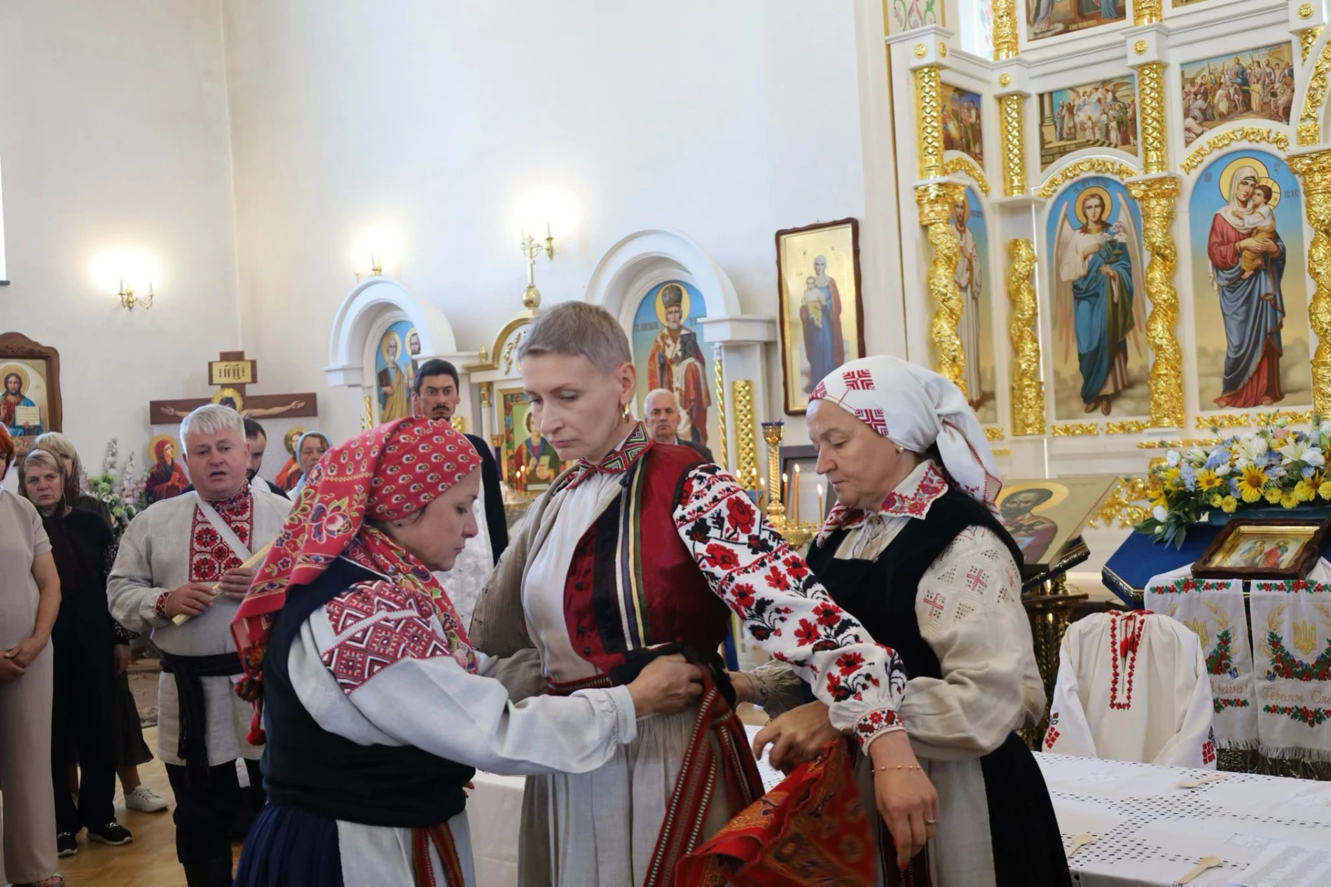 Біль і гордість громади: у Звягелі відкрили нові світлини полеглих воїнів та артлокацію