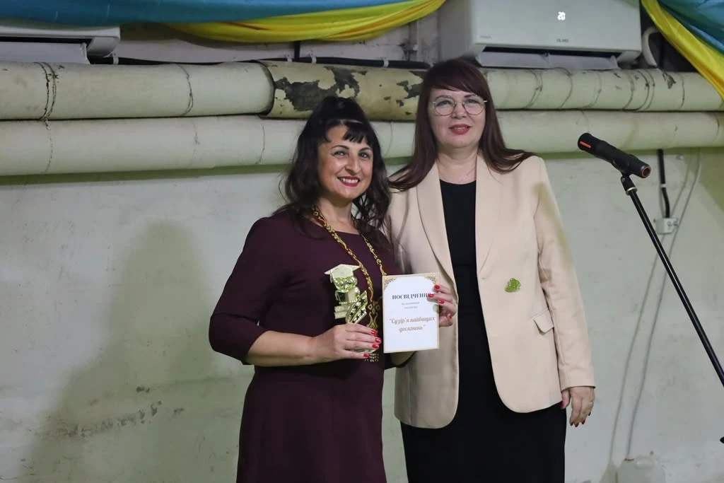 Звягель відзначив День працівників освіти: хто отримав статуетку 