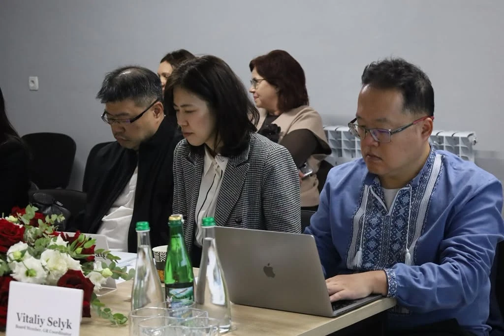 Візит міжнародної делегації до Звягеля: підготовка будівництва нового Центру медичної реабілітації