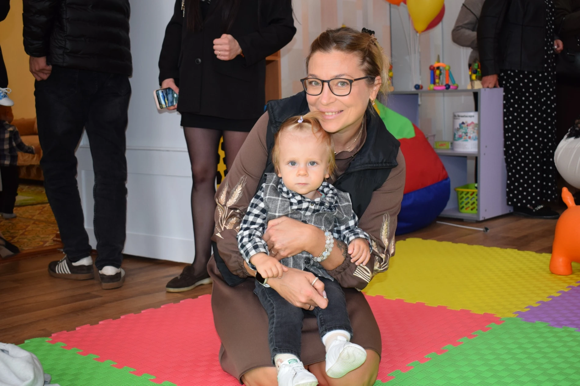 «Треба витягати наших мам з їхньої мушлі»: у Звягелі запрацював центр педагогічного партнерства