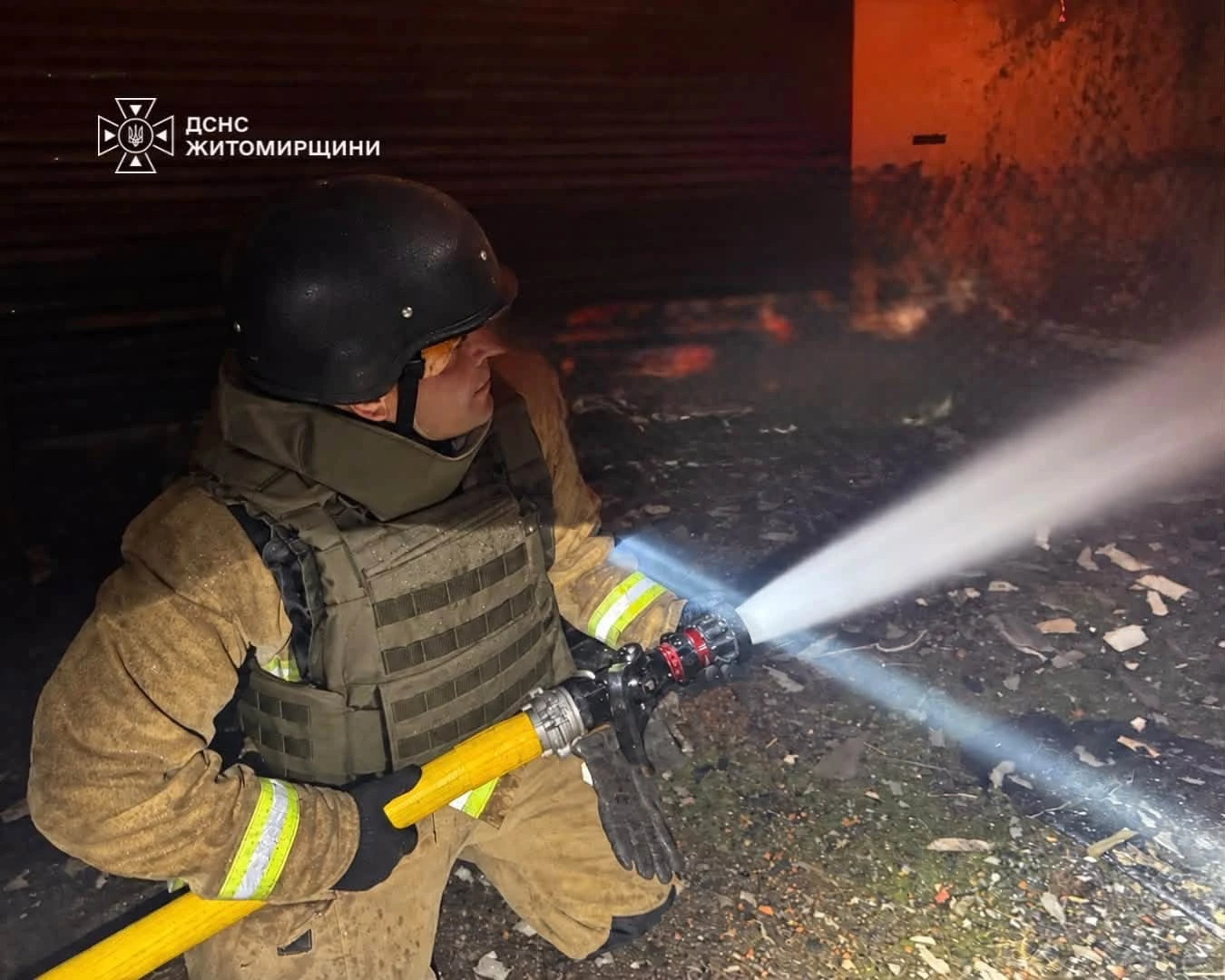 Пошкоджені будинки, ліцей та об'єкти енергетики: начальник ОВА розповів про атаку на Житомирщину