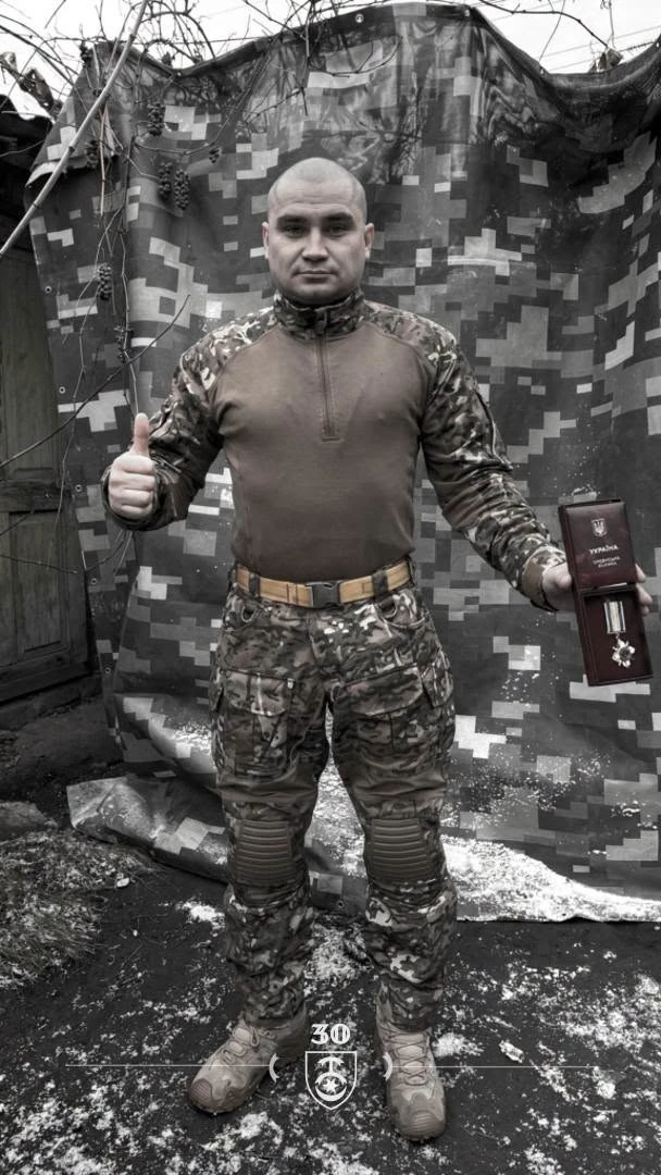 Навіки в строю: снайпер Олександр Калашник посмертно став Героєм України