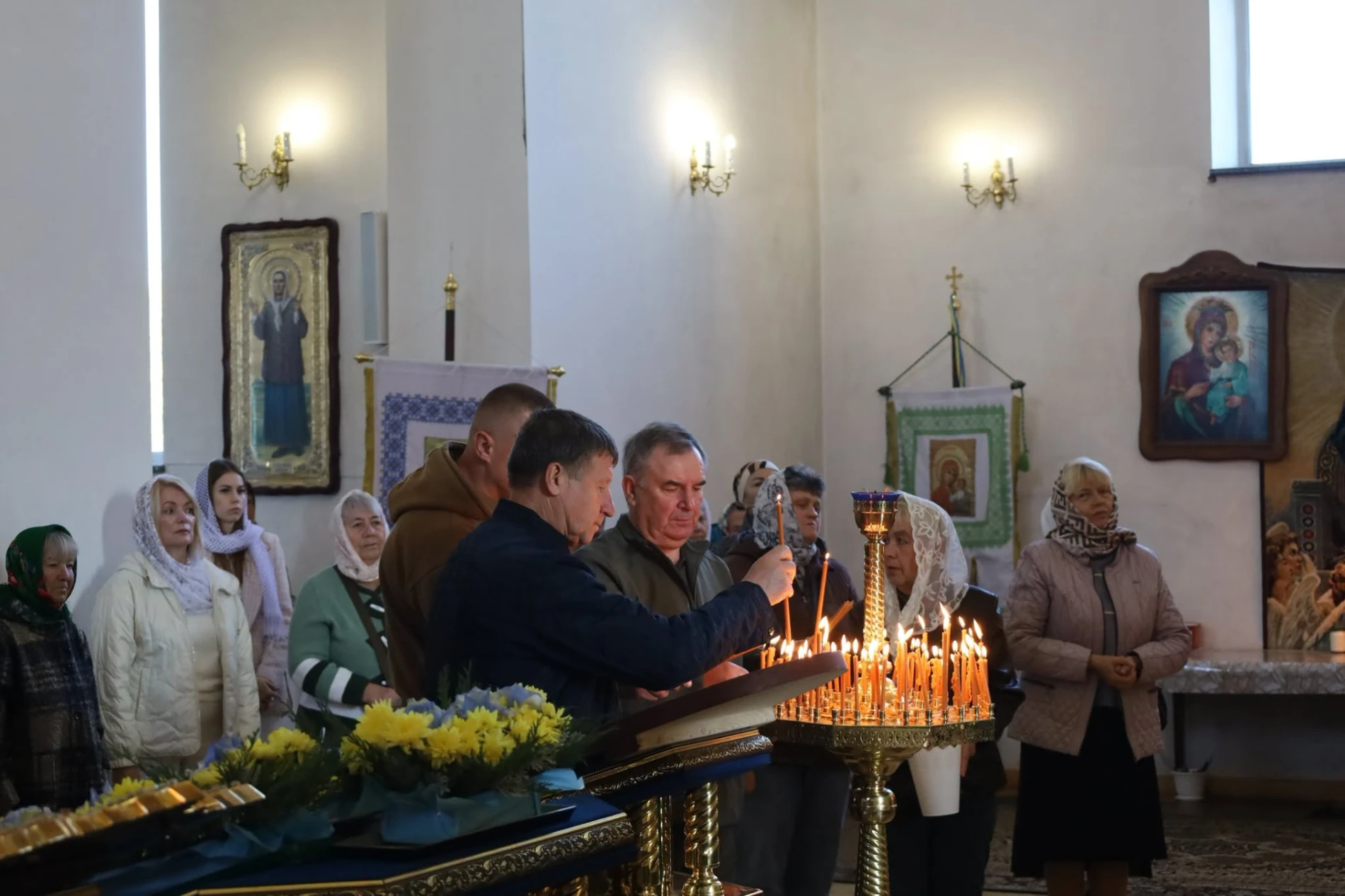 День Захисників і Захисниць: у Звягелі поіменно вшанували полеглих оборонців України