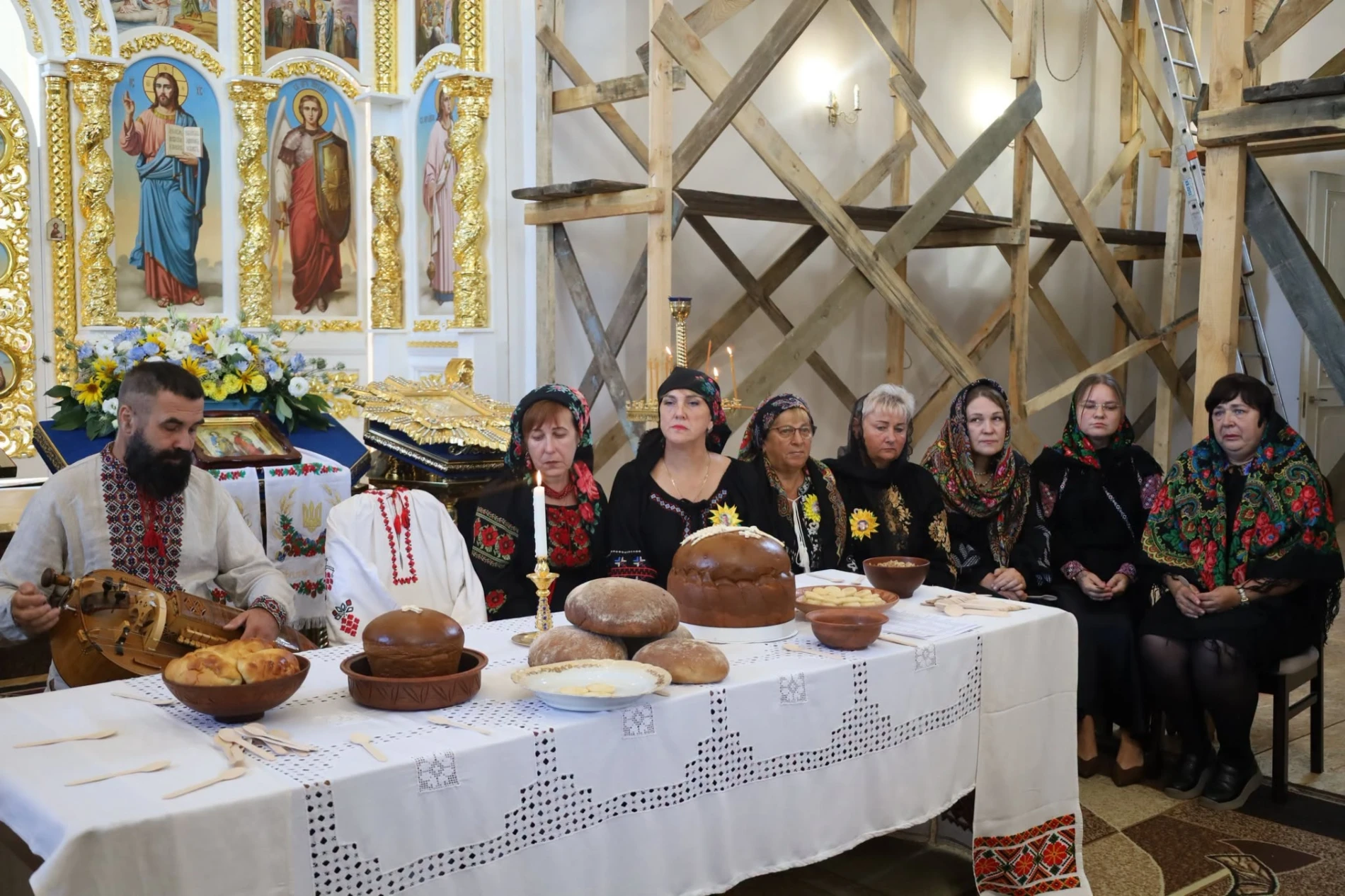 Біль і гордість громади: у Звягелі відкрили нові світлини полеглих воїнів та артлокацію