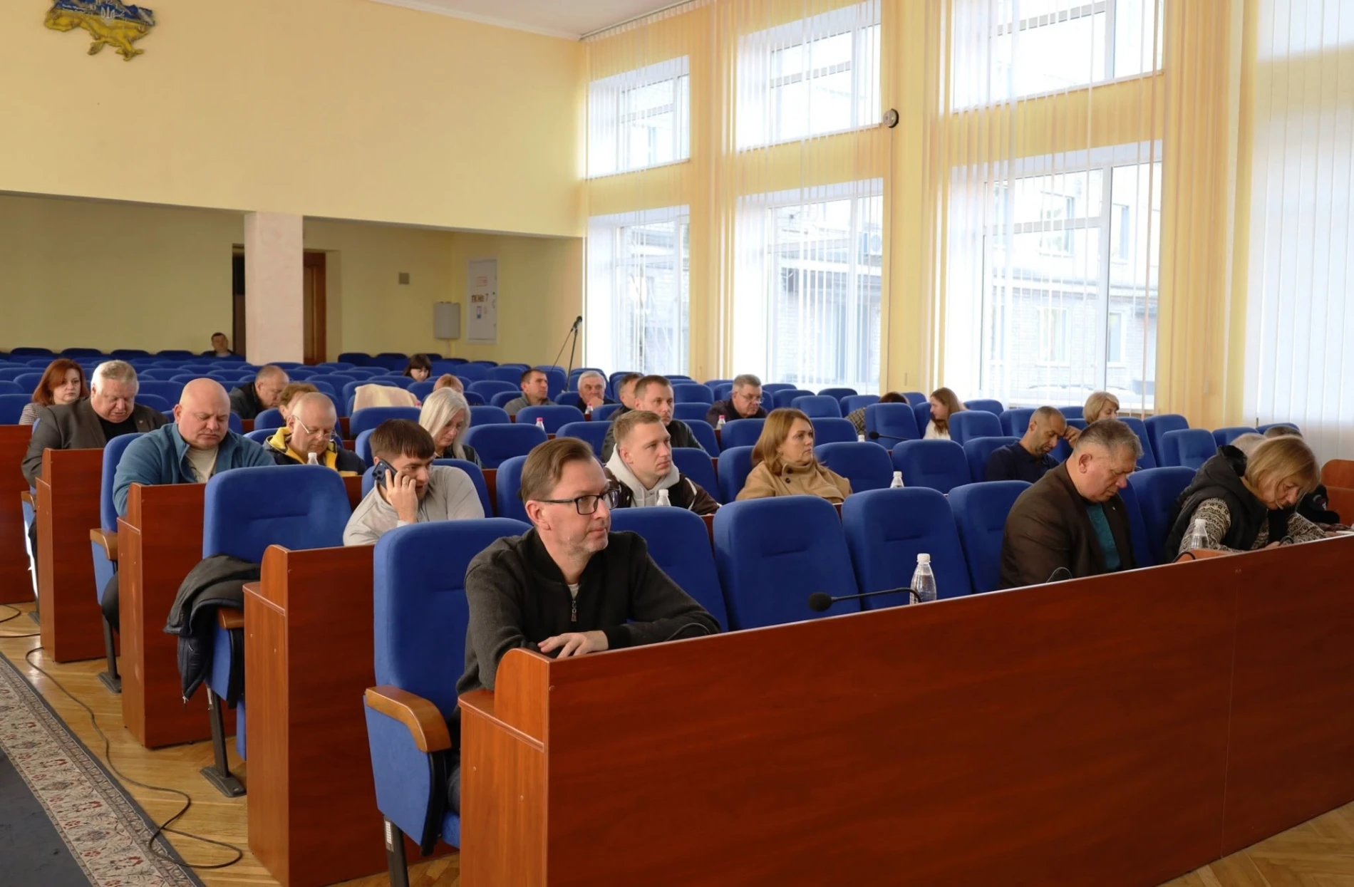 У Звягелі відбулася позачергова сесія міської ради: які рішення ухвалили