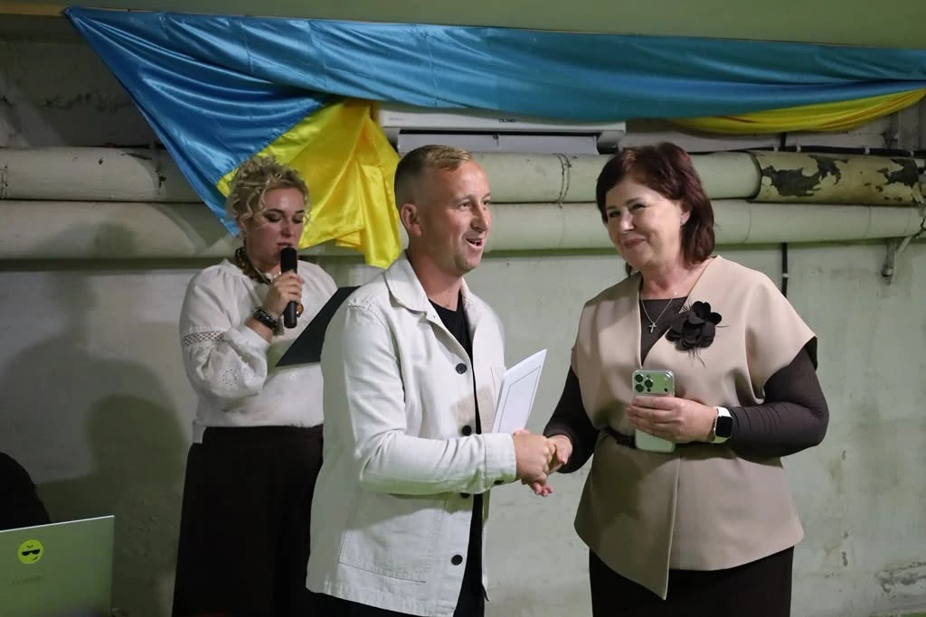 Звягель відзначив День працівників освіти: хто отримав статуетку 