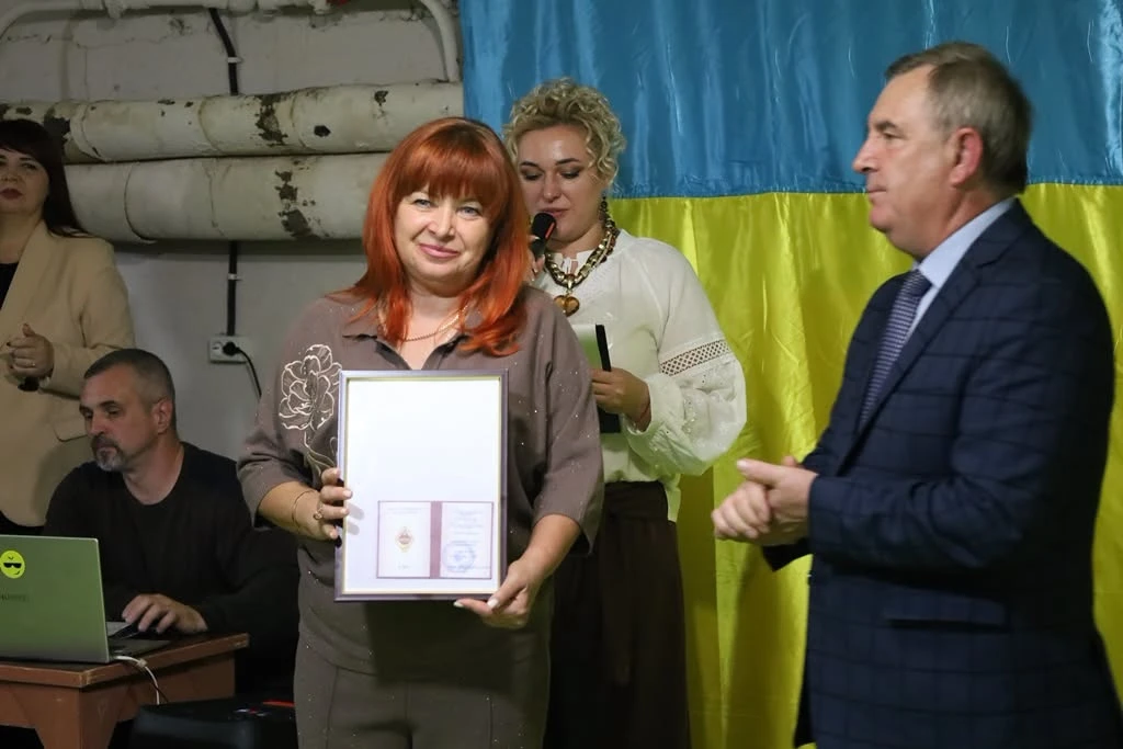 Звягель відзначив День працівників освіти: хто отримав статуетку 