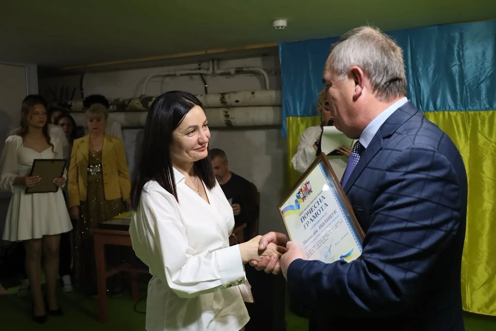 Звягель відзначив День працівників освіти: хто отримав статуетку 