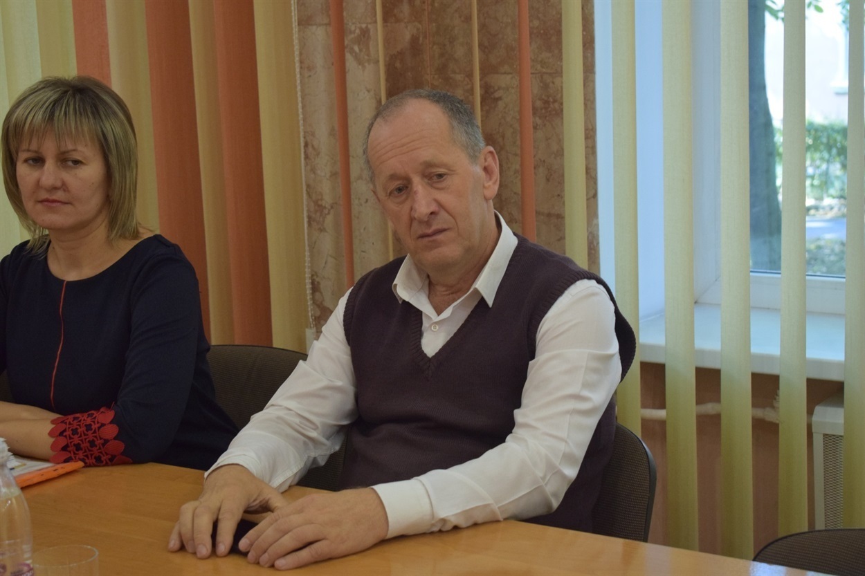 Василь Остапчук на комісії, під час якої з'ясовували обставини крадіжки на асфальтному заводі