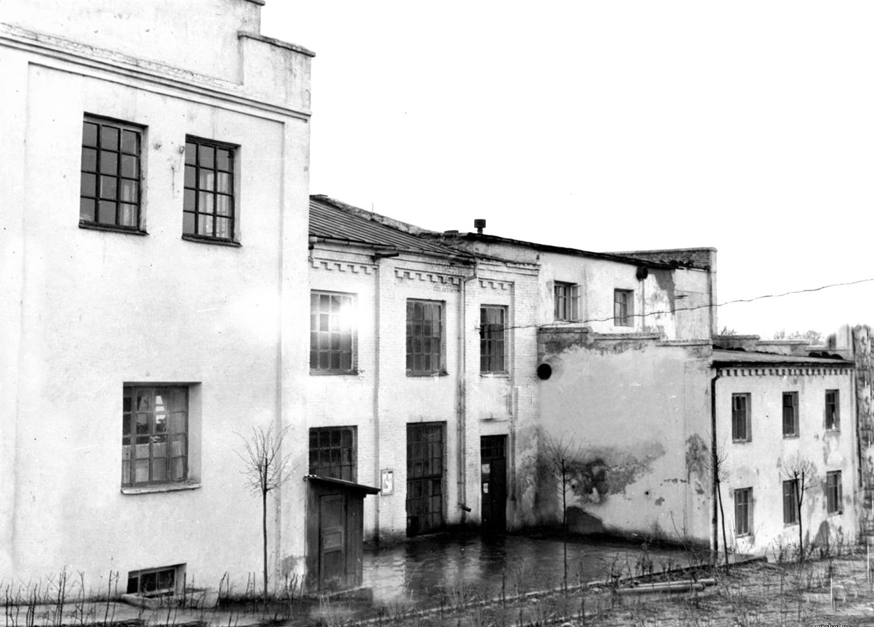 Завод кормових антибіотиків у 1960-х роках