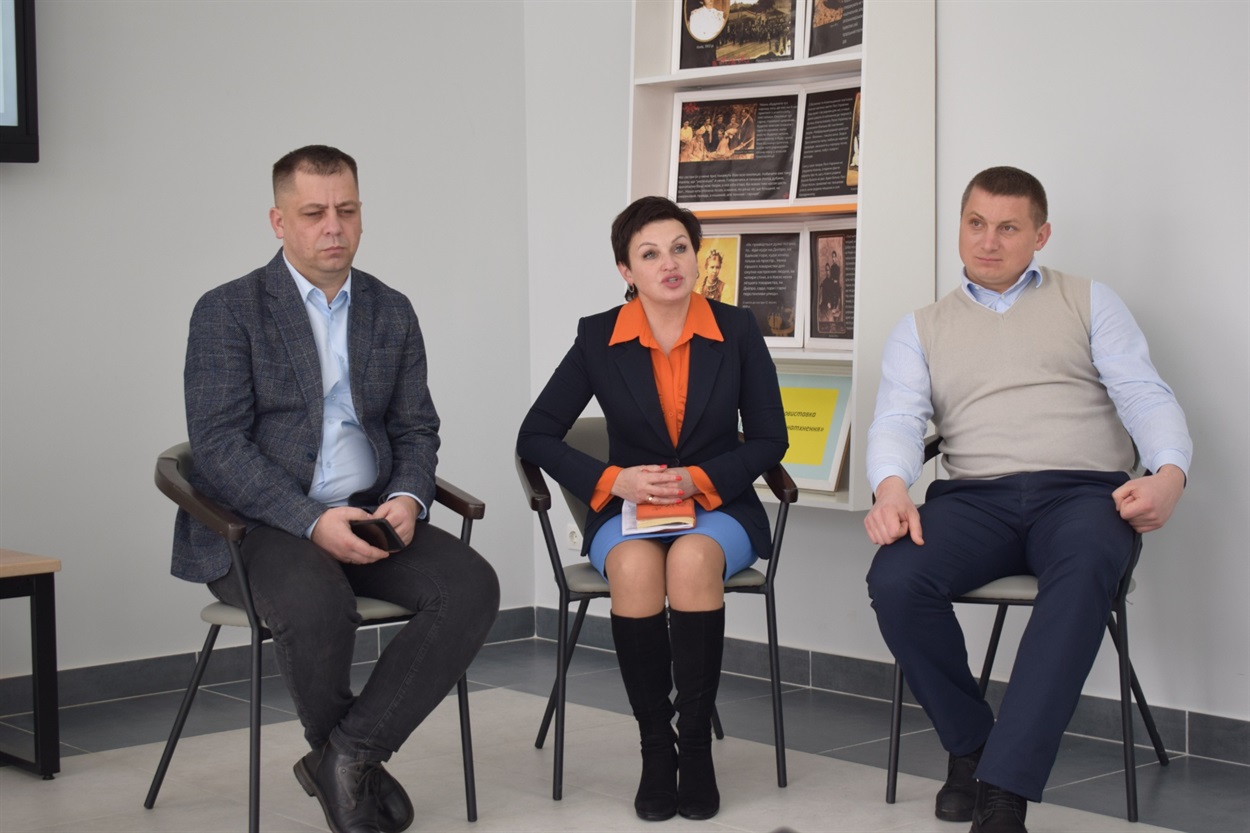 Юрій Оханський, Наталія Борис та Артур Загривий