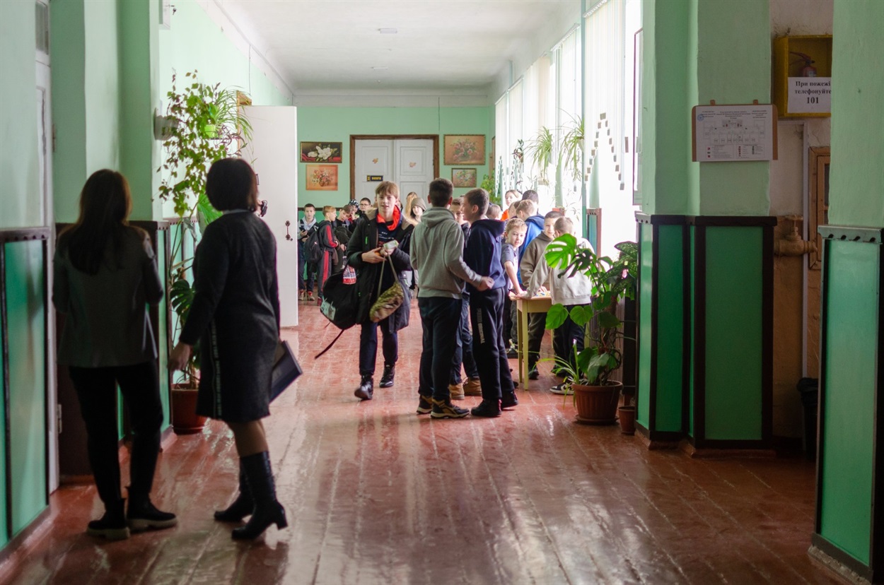 Школа №9, у якій навчався Головнокомандувач ЗСУ Валерій Залужний. м.Звягель