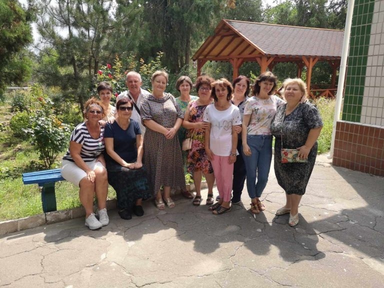 Колектив  музшколи під час окупації збирався на подвір’ї школи в умовний час кожного тижня