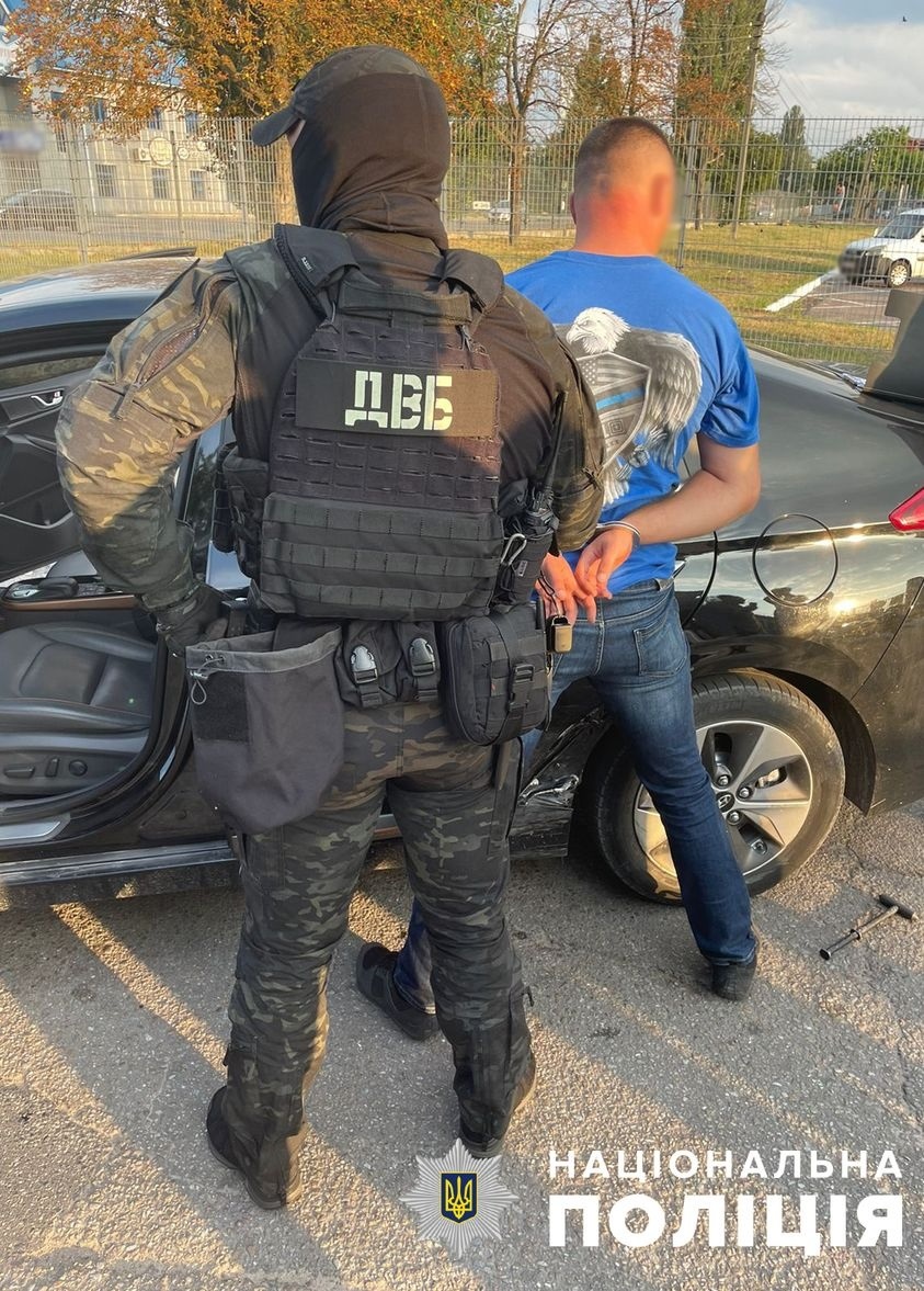 У Житомирській області на хабарництві викрито посадовця патрульної поліції