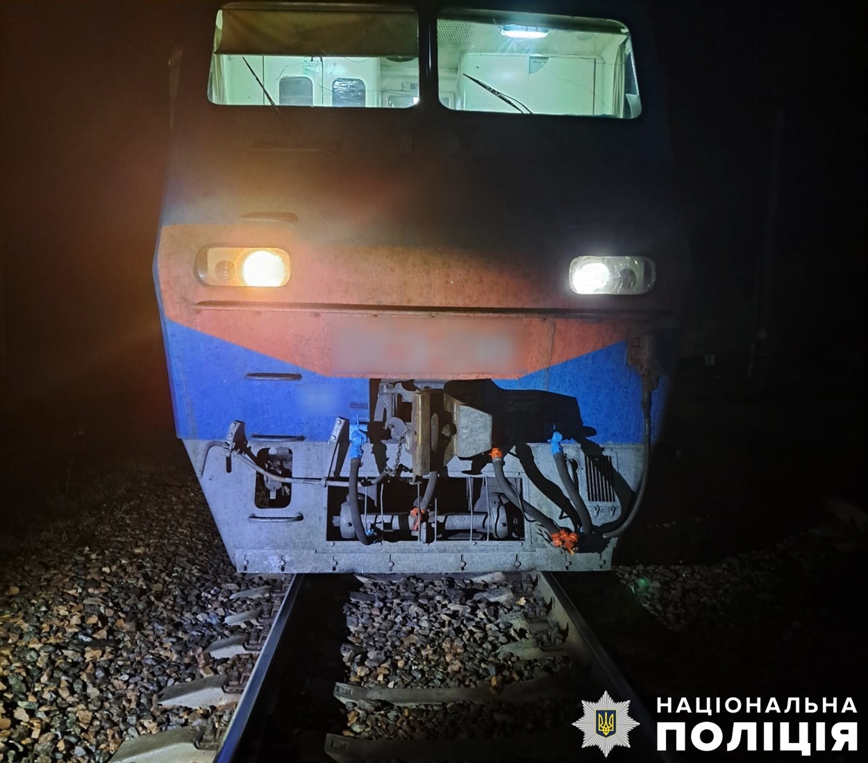 Поліція розслідує обставини загибелі жінки на залізничних коліях