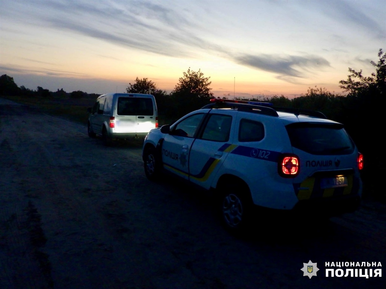 Нетверезу водійку зі Звягеля спіймали на спробі підкупити поліцейських