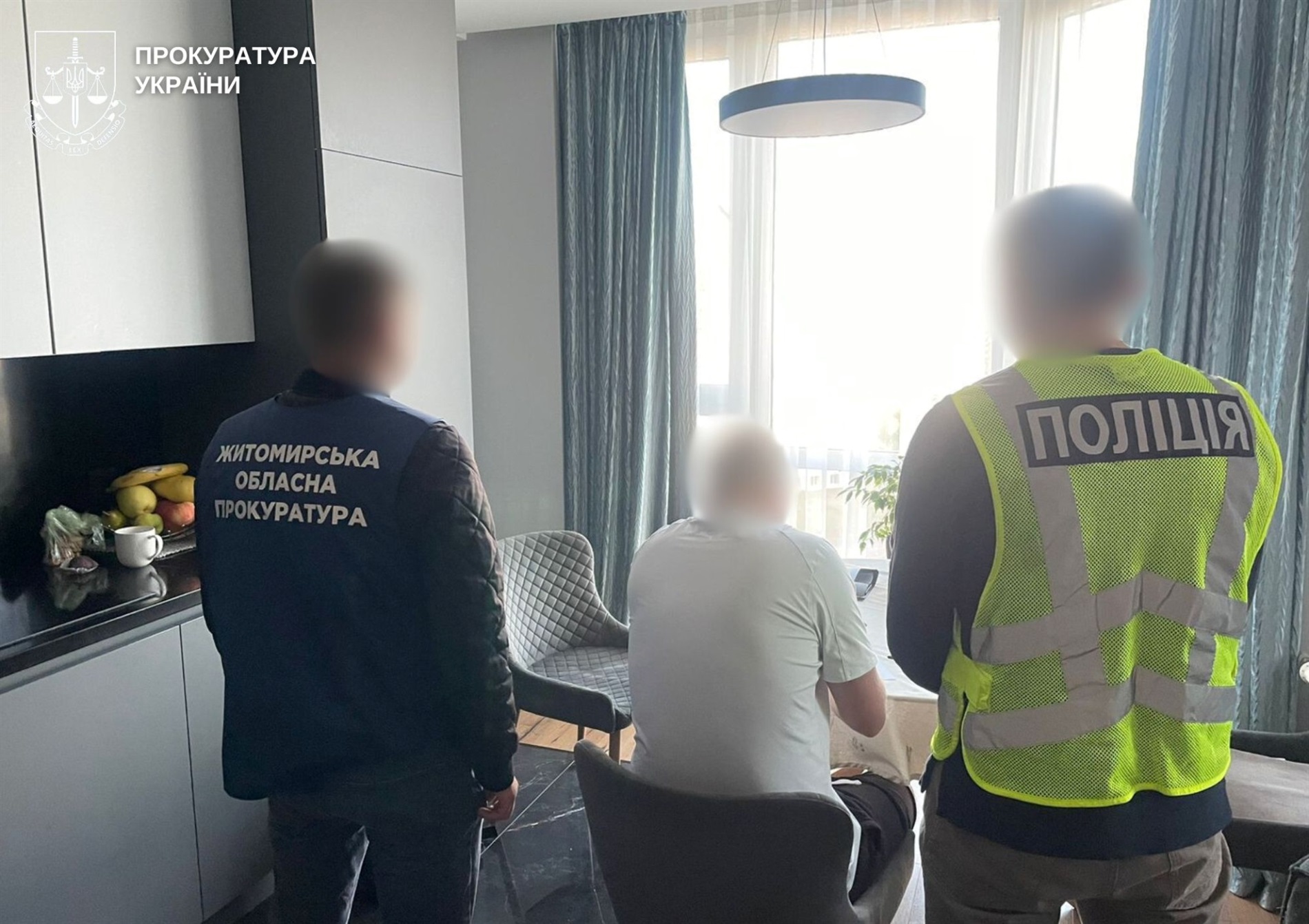 Розкрадання коштів, шахрайство, екозлочини: на Житомирщині повідомили про підозри 13 особам