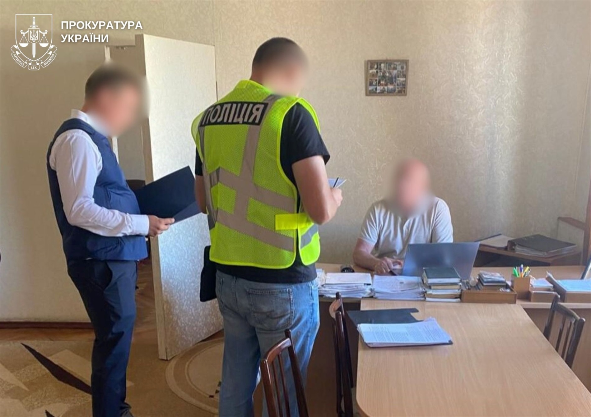 Розкрадання коштів, шахрайство, екозлочини: на Житомирщині повідомили про підозри 13 особам