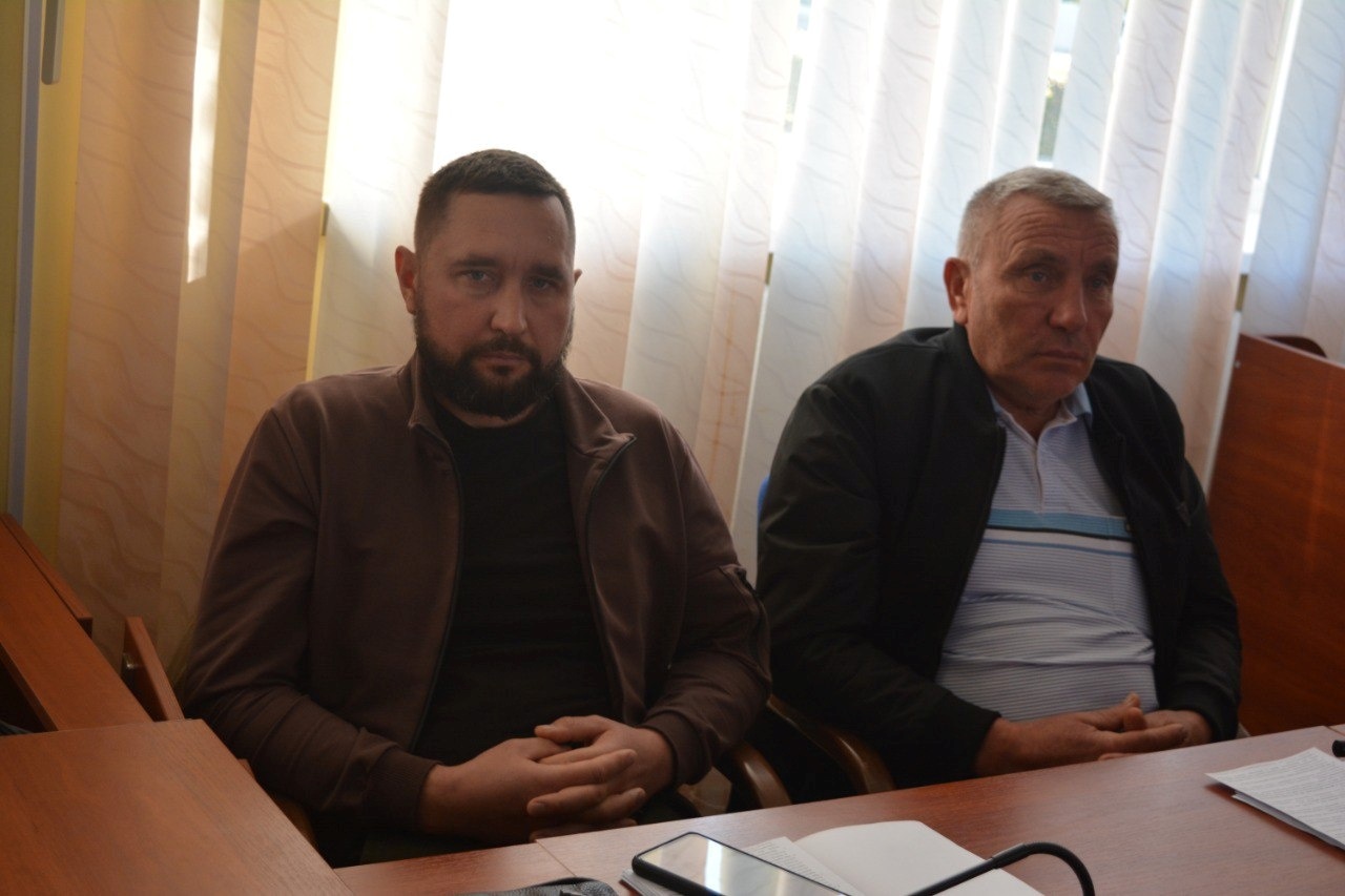 Сесія райради: вшанування Героїв, підготовка до зими, допомога від Литви та новий депутат