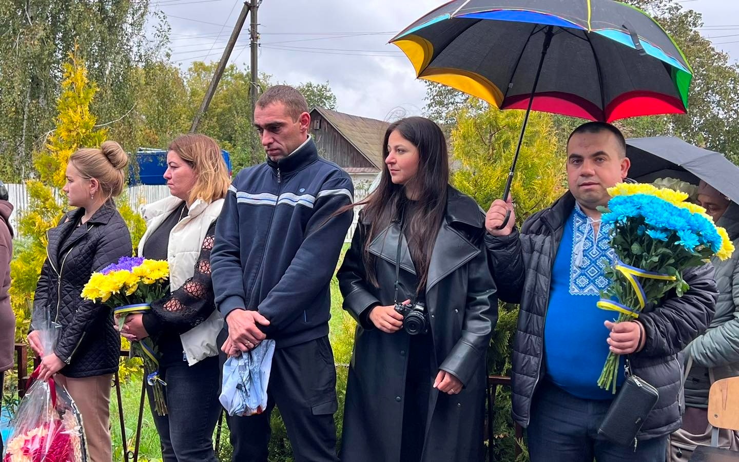 На фасаді школи на Звягельщині встановили меморіальні дошки чотирьом випускникам
