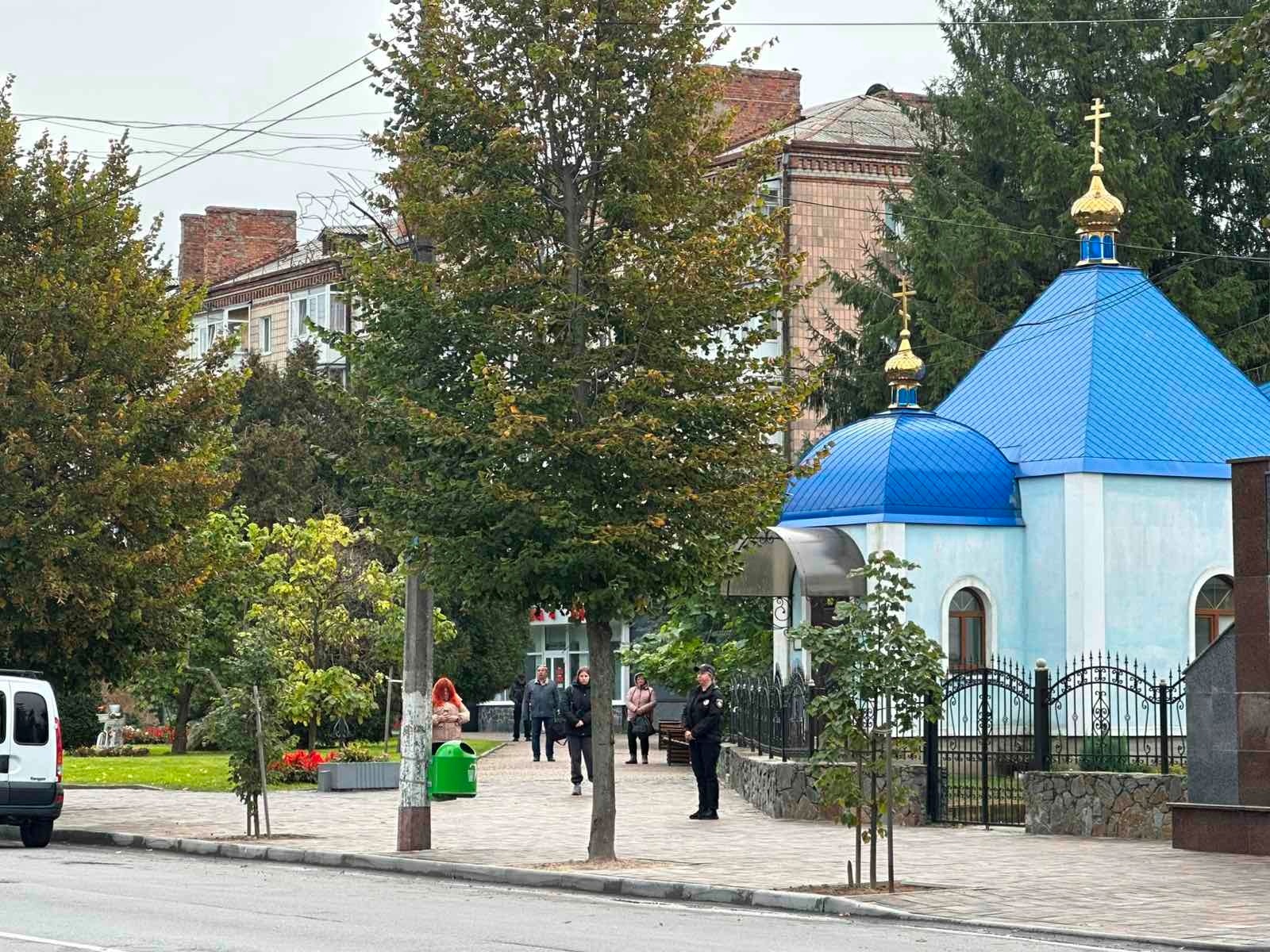 У Звягелі відзначення Дня захисників і захисниць України розпочалося хвилиною мовчання