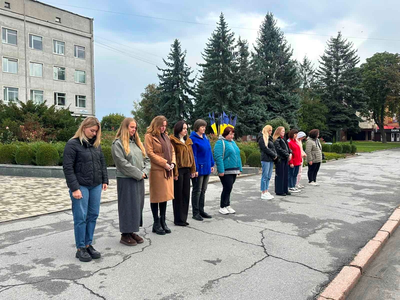 У Звягелі відзначення Дня захисників і захисниць України розпочалося хвилиною мовчання