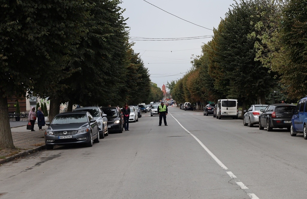 У Звягелі відзначення Дня захисників і захисниць України розпочалося хвилиною мовчання