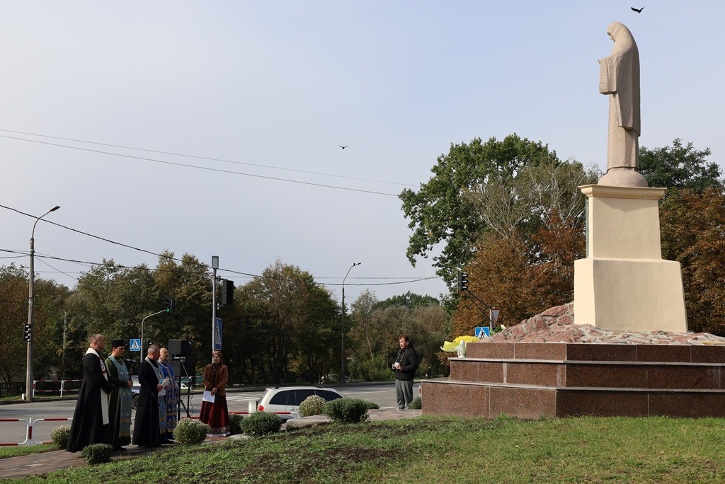 Загальноміська молитва за Україну у Звягелі: День Захисників і Захисниць