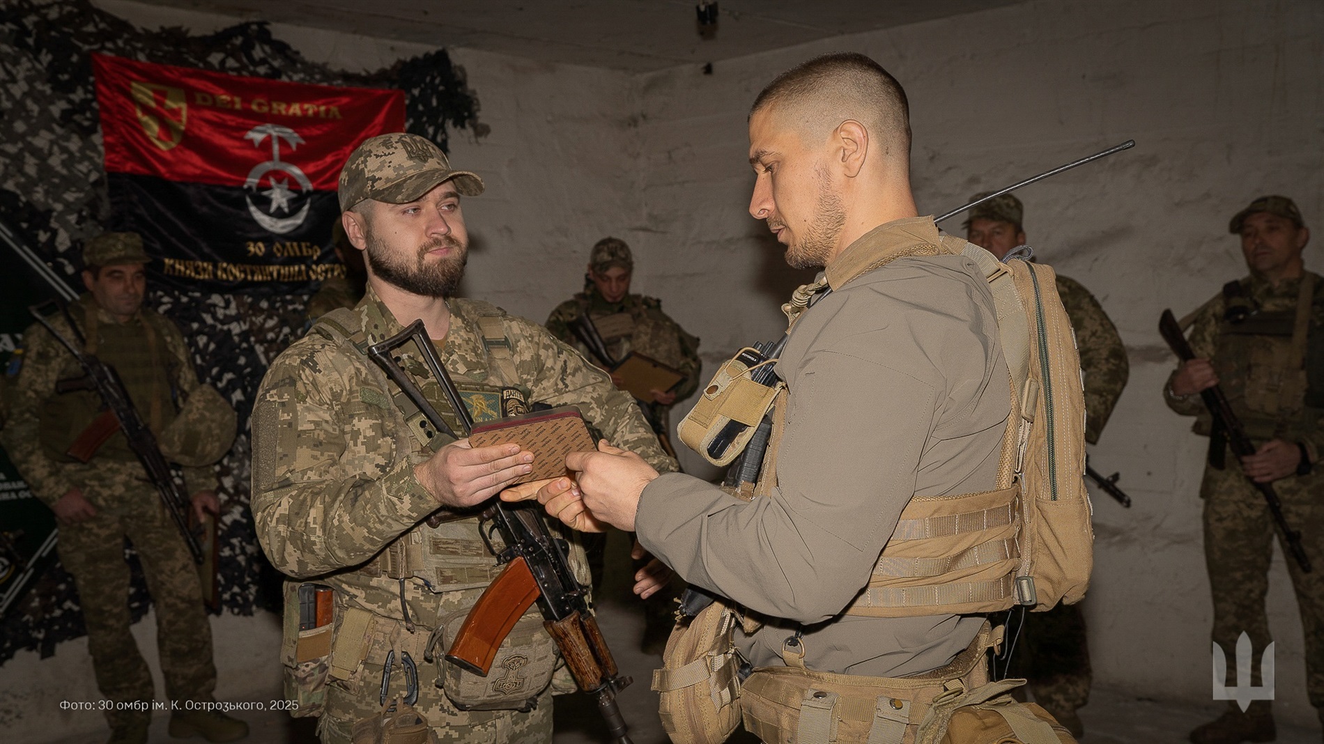 30 ОМБр відзначила День Захисників та Захисниць України: нагороди та вшанування полеглих