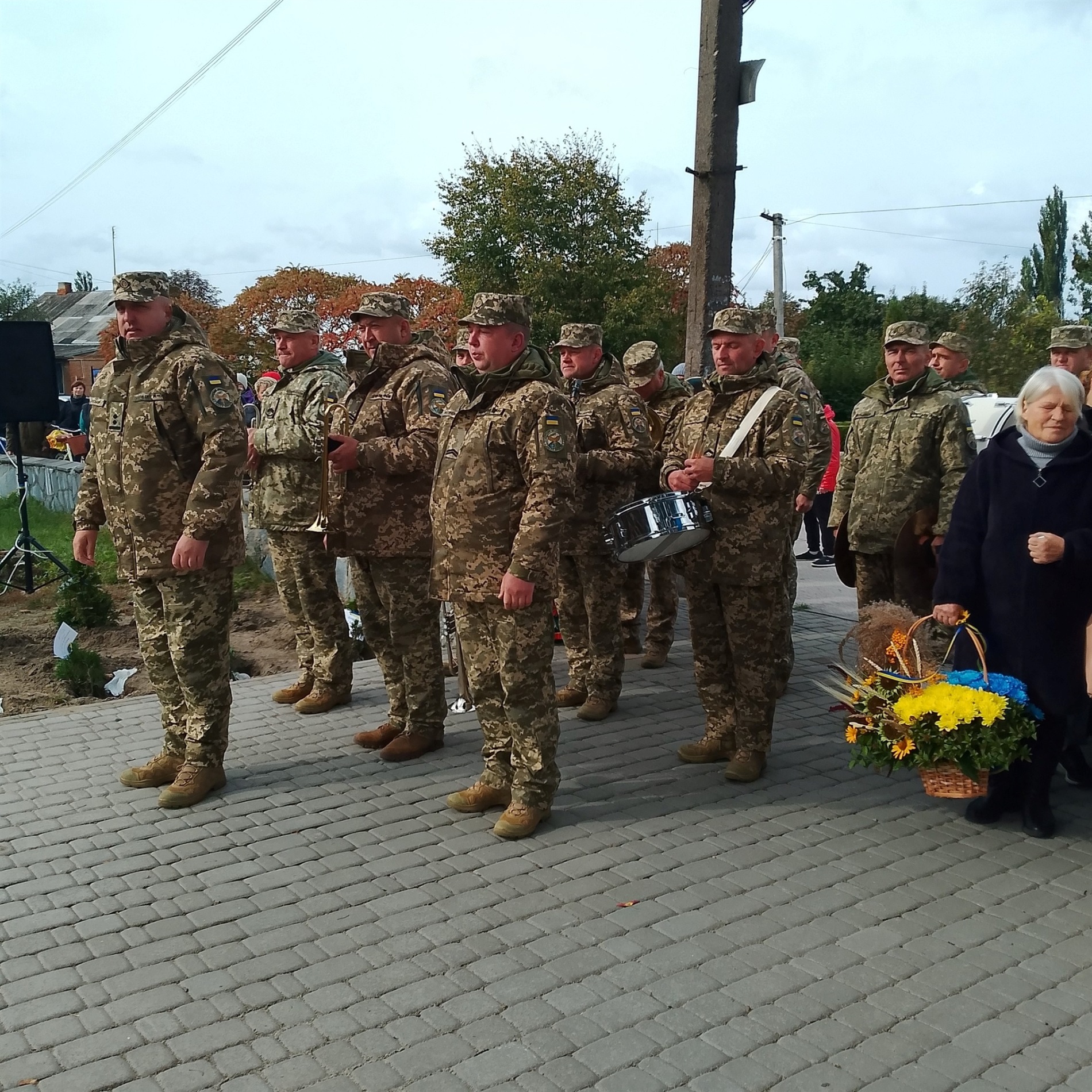 На Звягельщині відкрили Алею Слави Героїв на честь загиблих захисників України