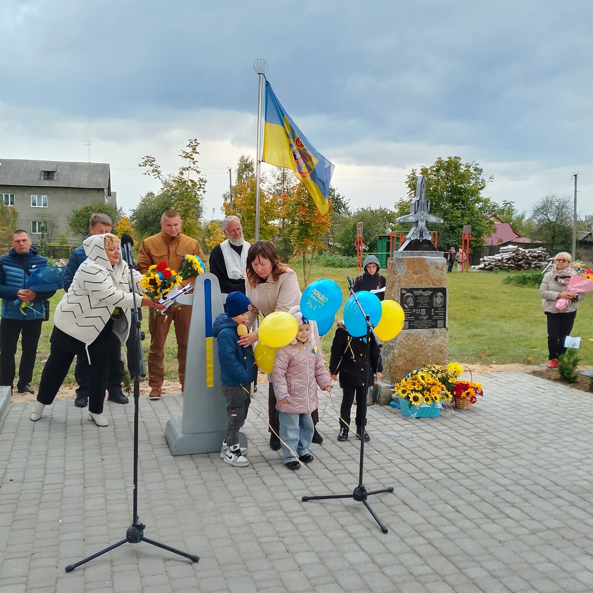 На Звягельщині відкрили Алею Слави Героїв на честь загиблих захисників України
