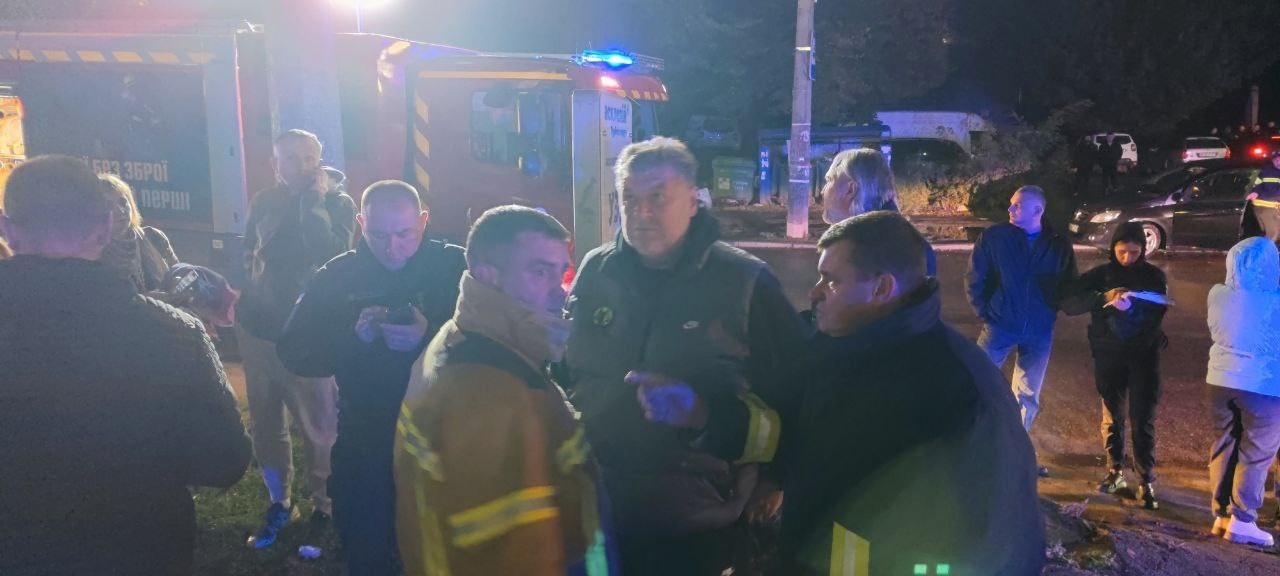 Четверо студентів надихалися чадним димом: пожежа в гуртожитку на Житомирщині