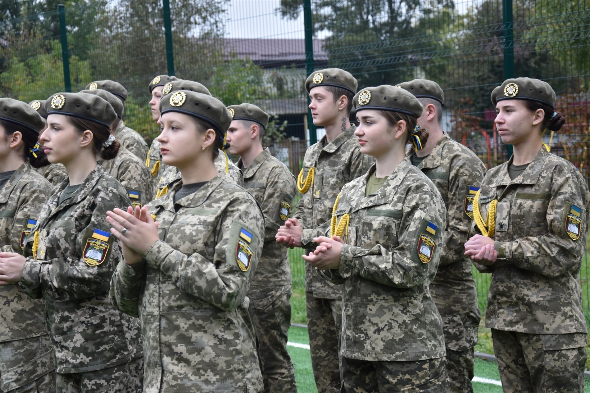 Новачки ліцею з посиленою військово-фізичною у Звягелі склали Клятву