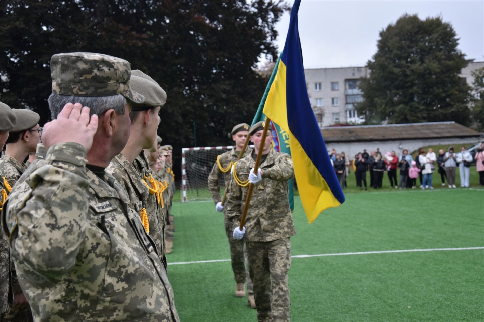 Новачки ліцею з посиленою військово-фізичною у Звягелі склали Клятву