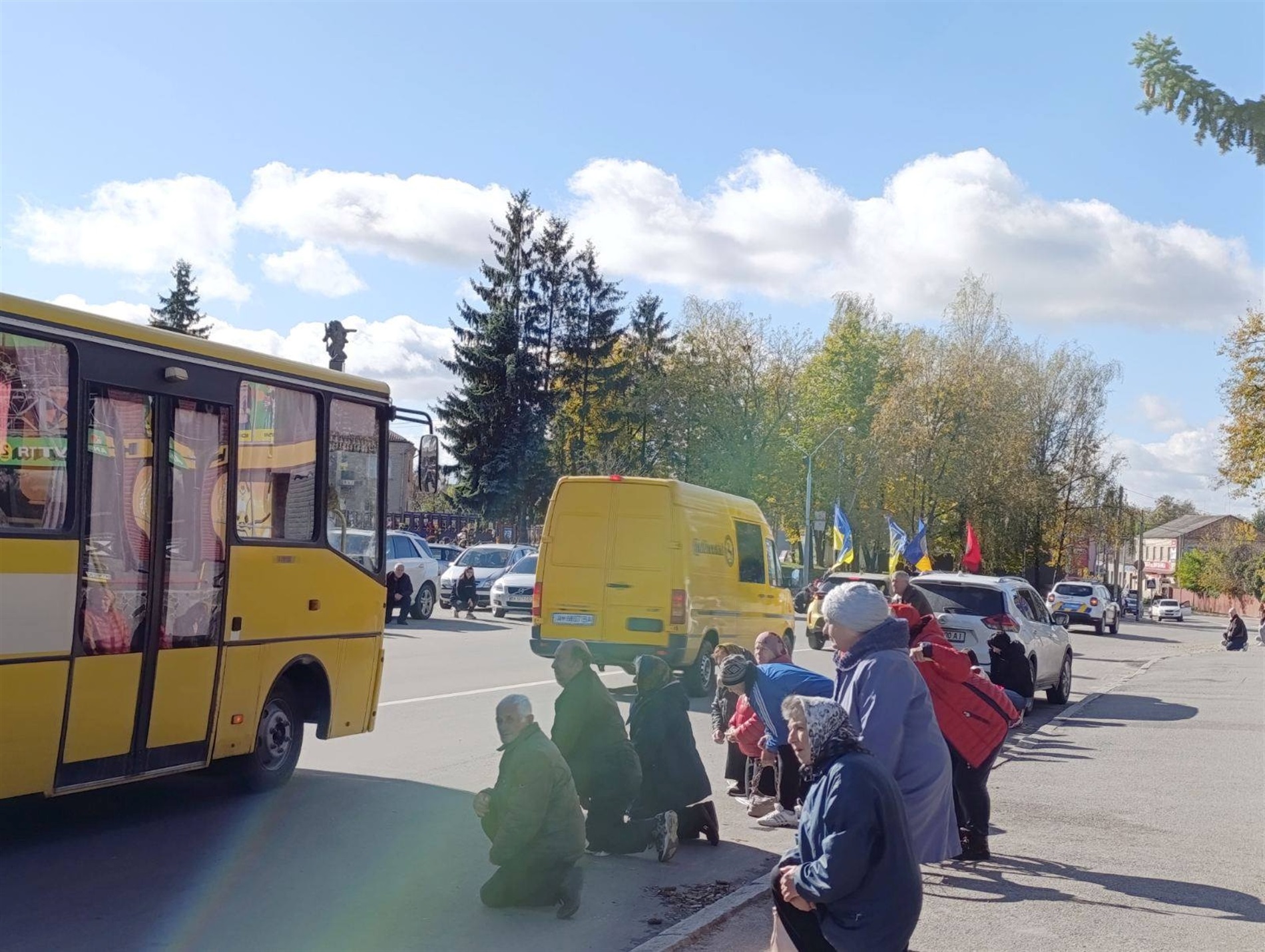 Захисник зі Звягельщини Руслан Гутевич загинув разом з дружиною та сином