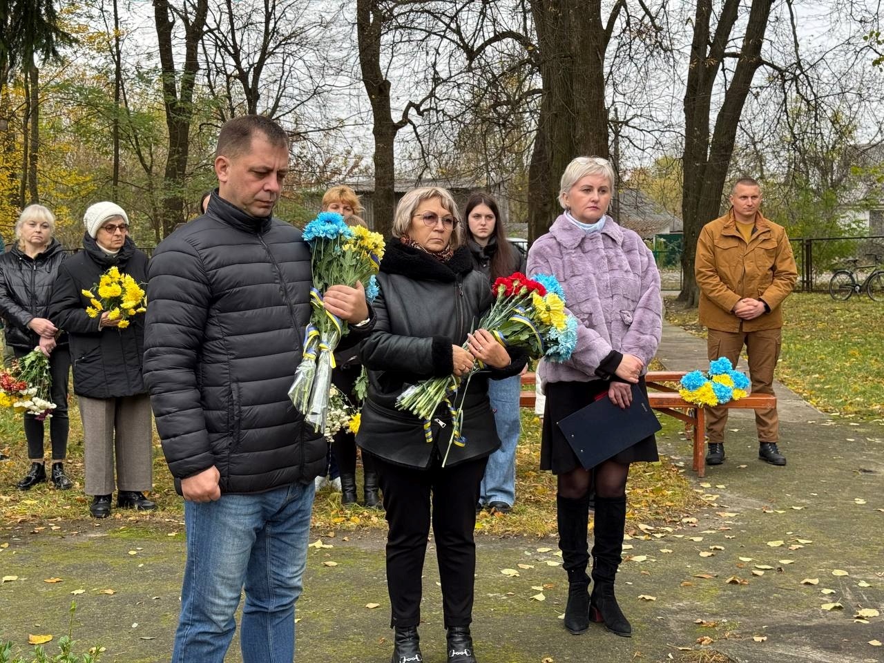 У Жолобному відкрили меморіальні дошки двом загиблим Захисникам – Сергію Шакурі та Максиму Ятлуку