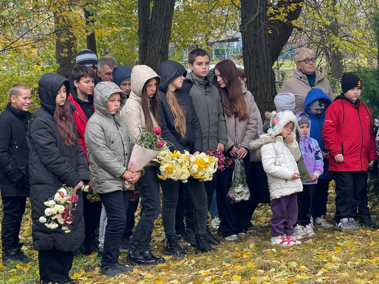 У Жолобному відкрили меморіальні дошки двом загиблим Захисникам – Сергію Шакурі та Максиму Ятлуку
